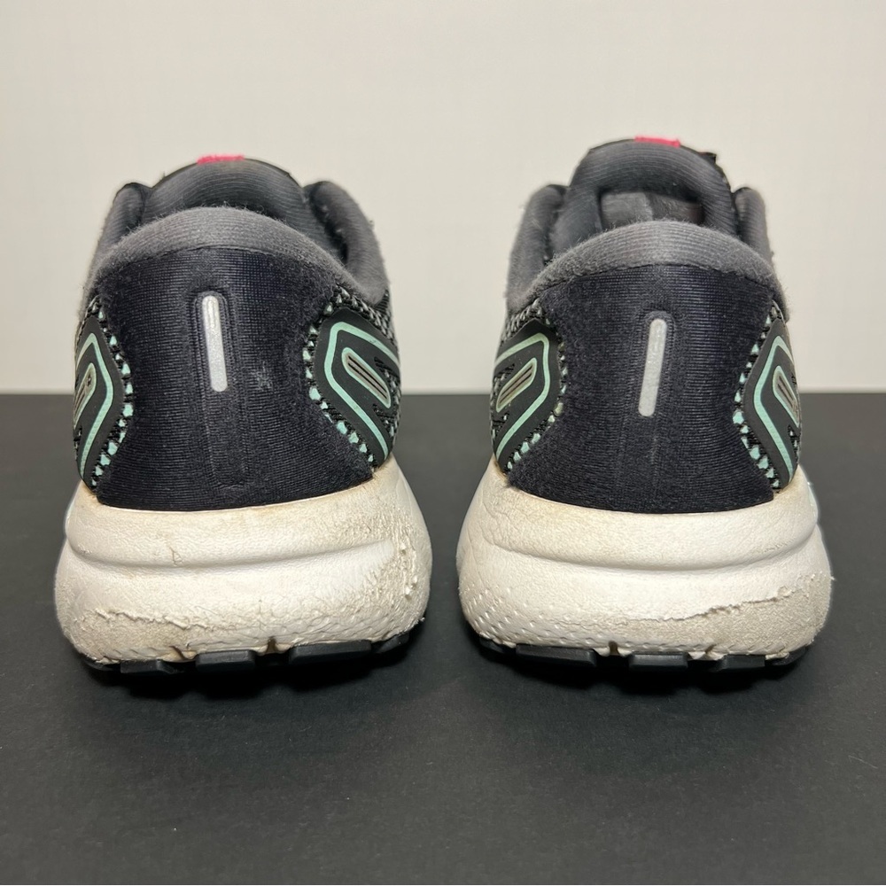 Womens BROOKS Ghost 14 Black Athletic Shoes / Size 7 - Picture 4 of 9